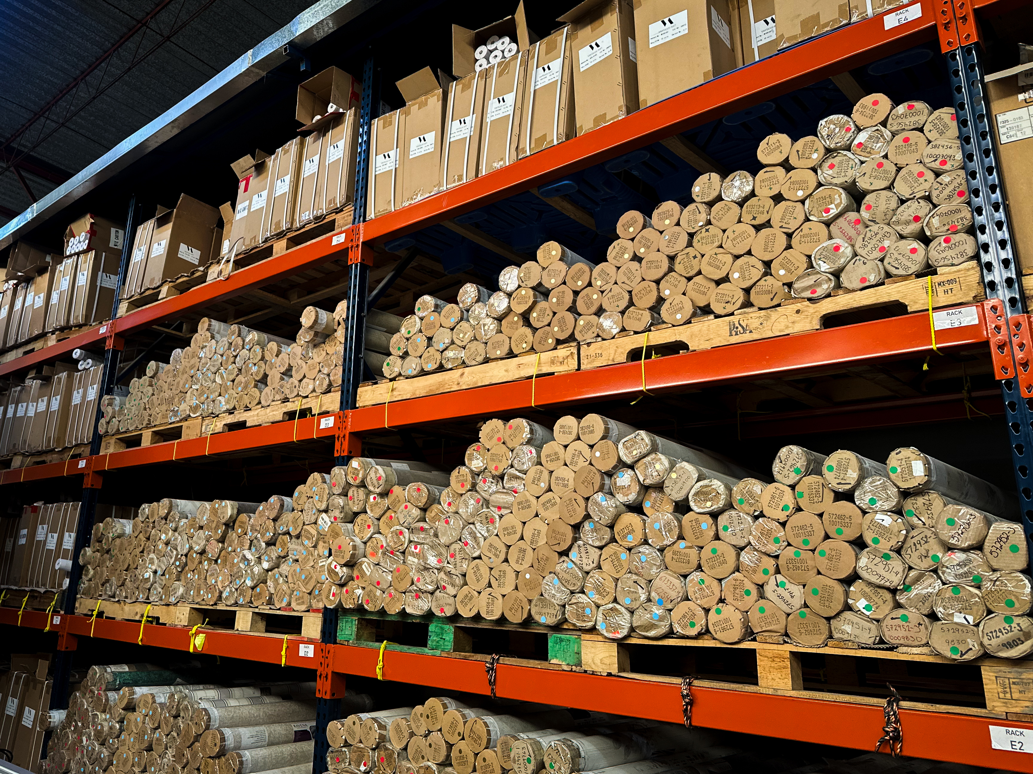 Fábrica de persianas y cortinas a medida: cómo comprar, especificar y entregar sin retrasos